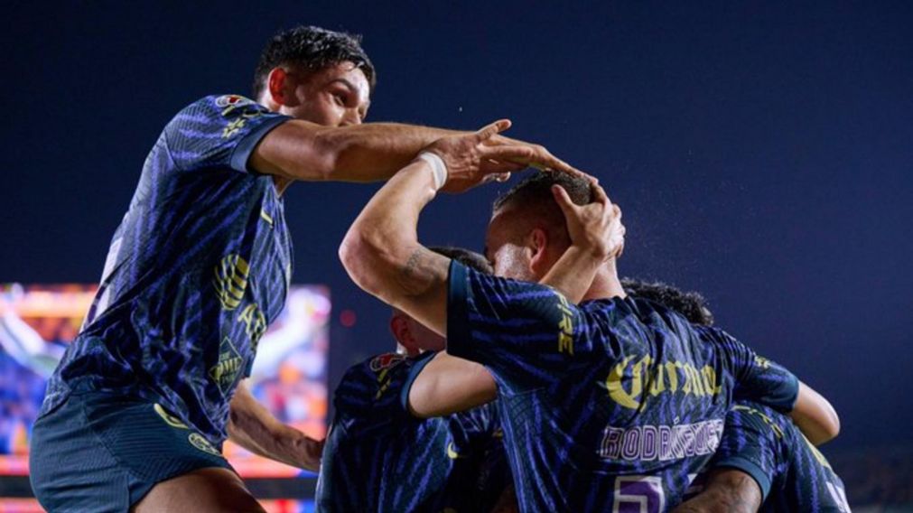 América de México derrota a Tigres en Monterrey con gol y asistencia de Leo Suárez