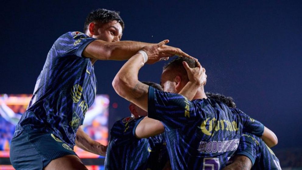 América de México derrota a Tigres en Monterrey con gol y asistencia de Leo Suárez