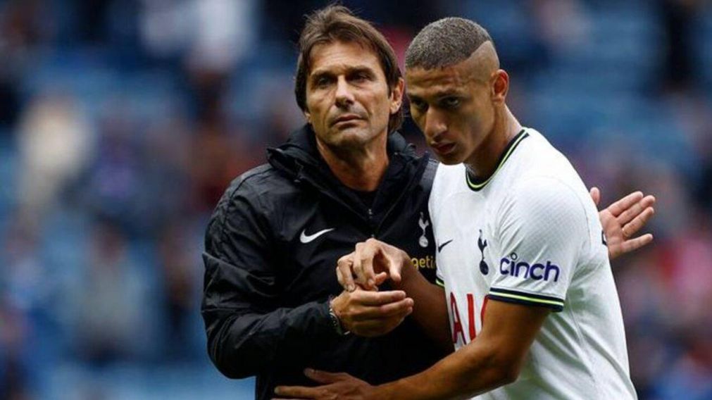 Antonio Conte destruyó a Richarlison tras los dichos del brasileño después de la eliminación de la Champions League