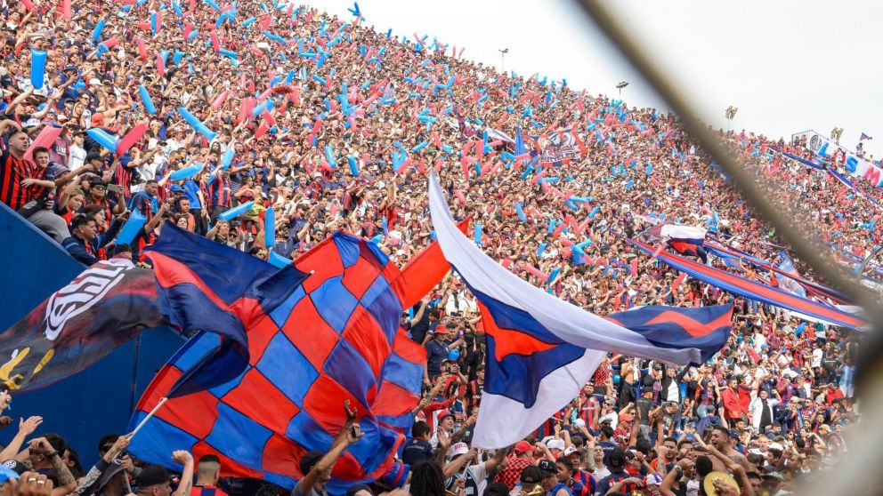 San Lorenzo y Huracán se cruzaron en twitter con picantes chicanas tras el clásico caliente