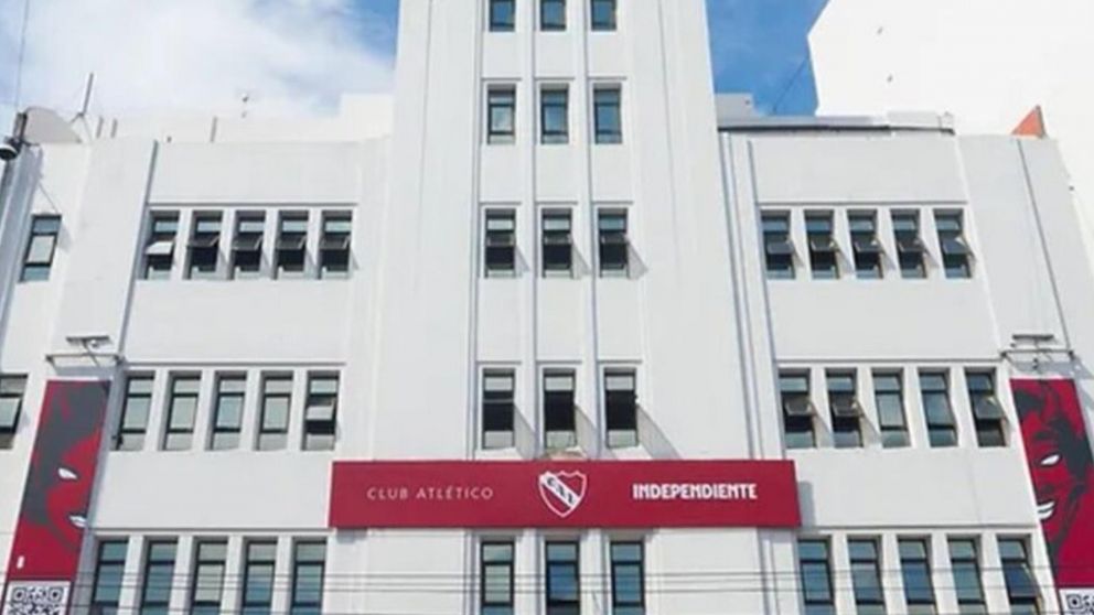 ¡Arde Independiente!: conocé la tremenda lista de deuda en dólares que dejó la gestión anterior