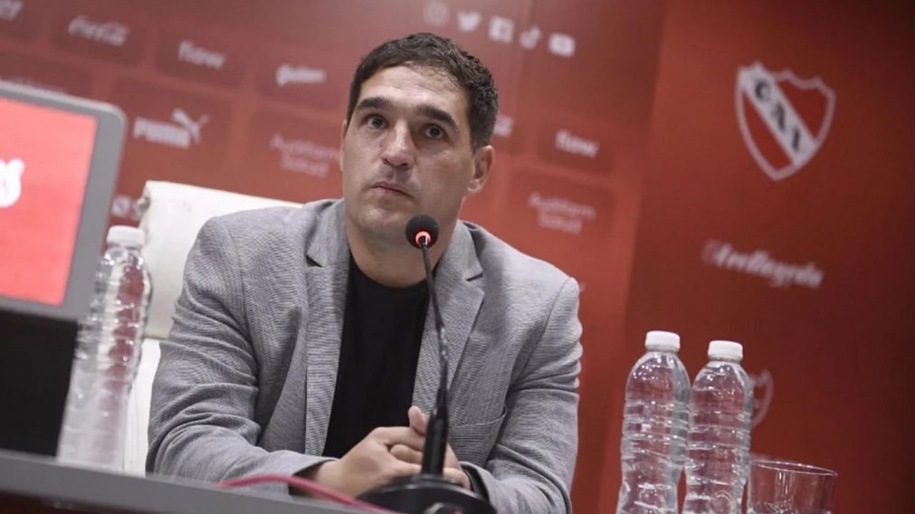 Independiente recibe a Instituto en un partido clave para el futuro de Leandro Stillitano