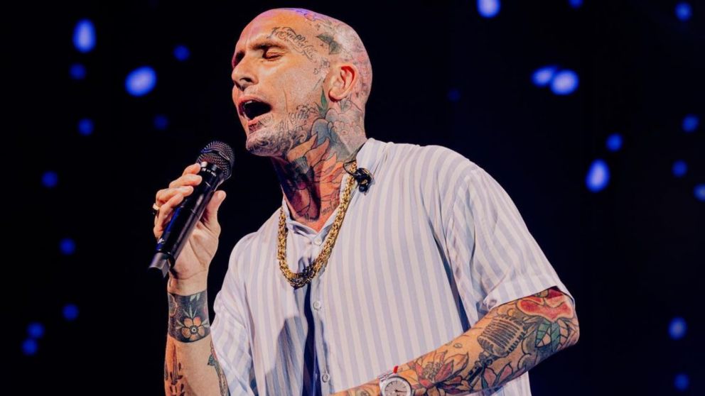 Emanuel Noir de Ke Personajes denunciado por golpear a un hombre de 52 a�os. (Instagram: @emanuelnoir)