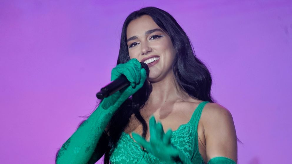 Dua Lipa cantó un clásico de Soda Stereo en su primer show en River: el video.