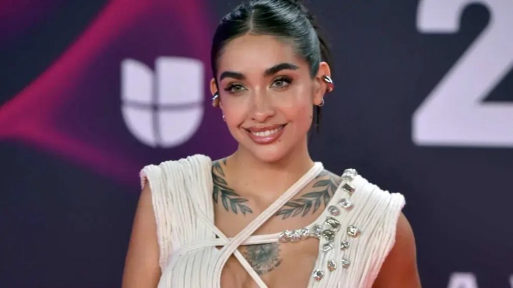 María Becerra tuvo que suspender su show en España por un incidente en el público: el video.