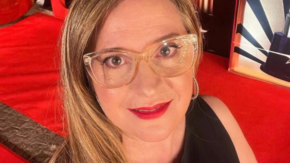 A los 50 años, Eugenia Guerty interpreta cada sábado a una mujer de 80: la adorable Lucy.