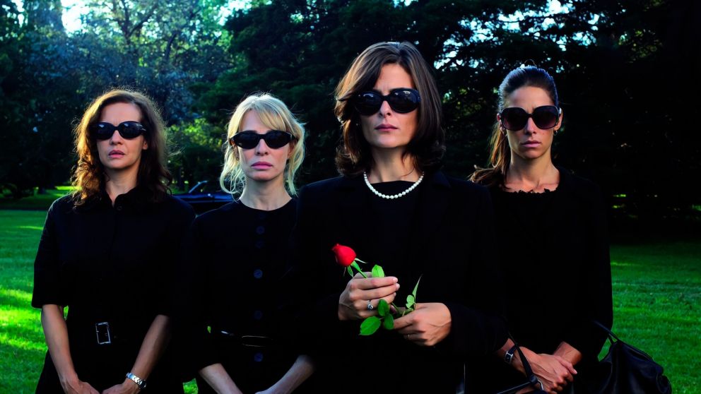 La pel�cula que est� en Netflix, es argentina y tiene un final inesperado: basada en un libro de Claudia Pi�eiro