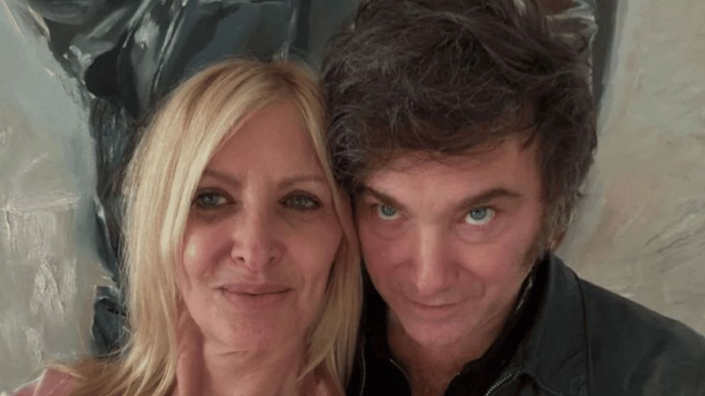 Yuyito González y Javier Milei cenaron con amigos, ¿para desactivar rumores?