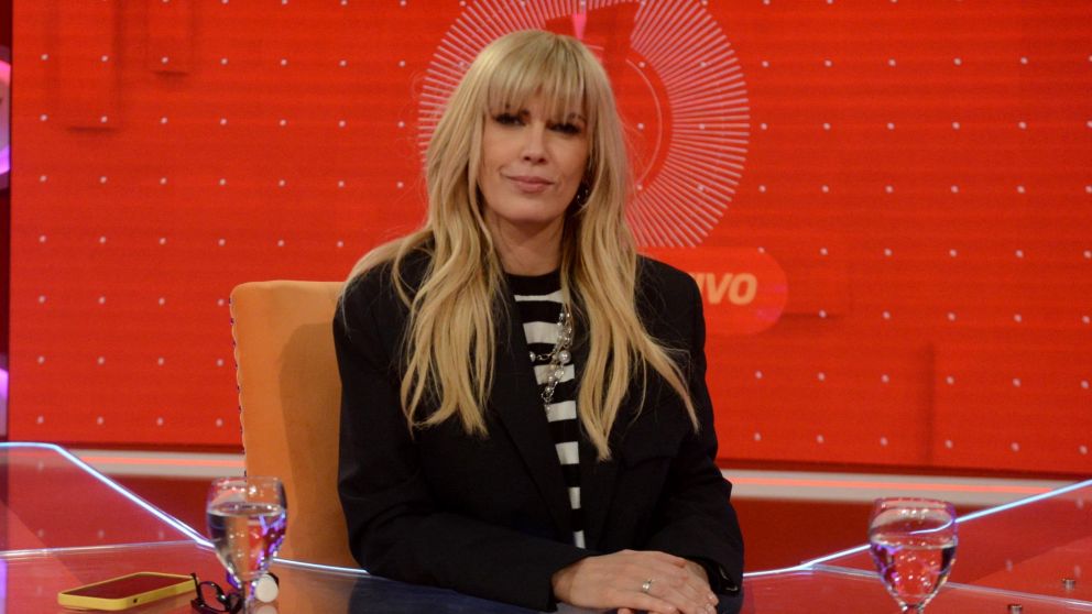 Aseguran que El Trece consideraría levantar el programa de Viviana Canosa. (Foto de Hernán Nersesian).