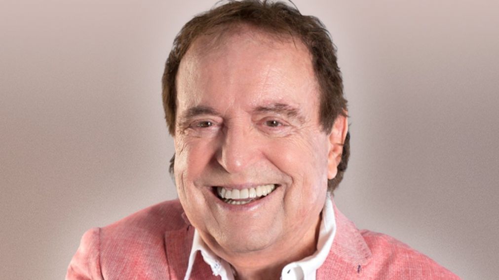 Dyango dio show en vivo para Crónica y adelantó su nuevo disco: "Argentina es un país que me abrió los brazos..."