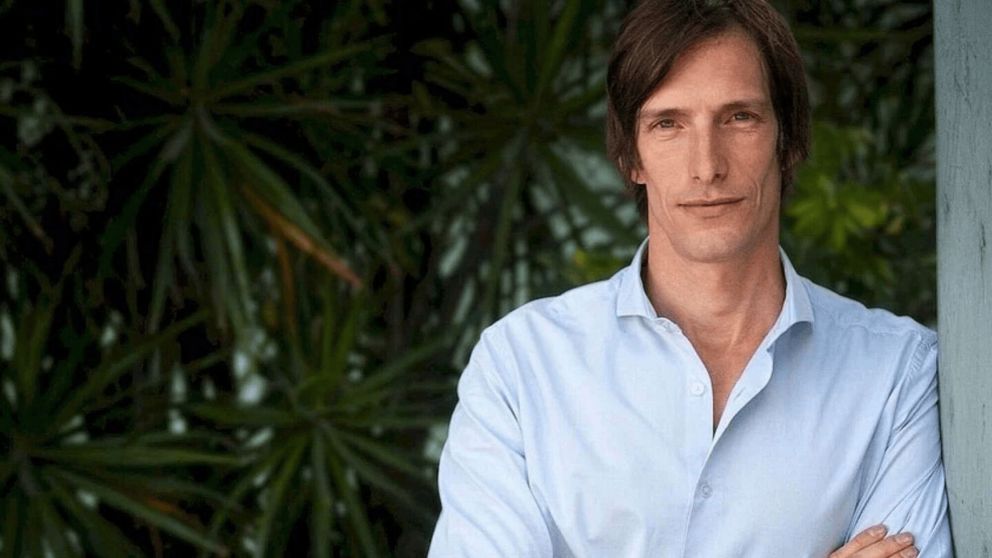 Netflix: la exitosa serie estadounidense donde Iván de Pineda sorprendió con una breve aparición. (Foto: El Planeta Urbano).