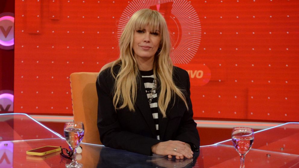 Viviana Canosa habló con Adrián Suar sobre su continuidad en El Trece.