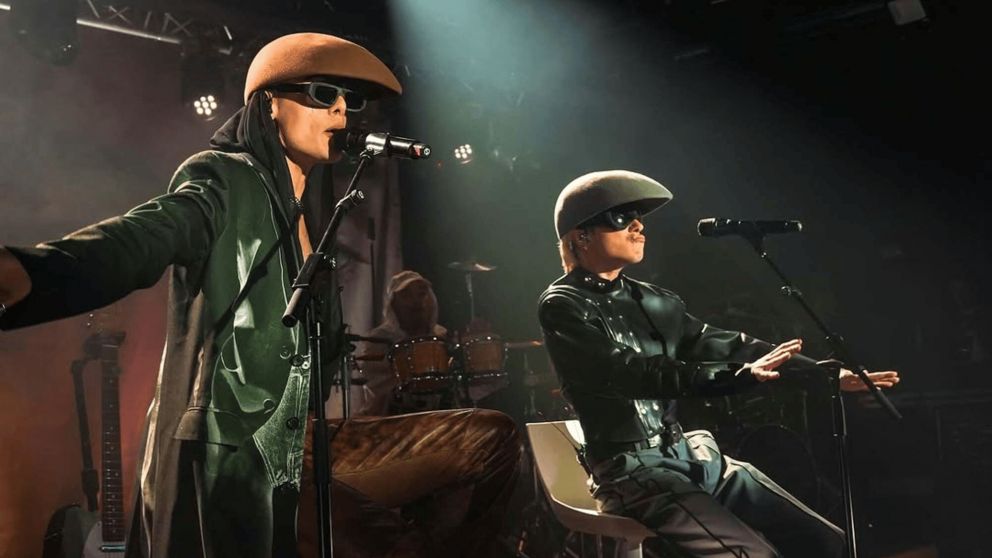 Ca7riel y Paco Amoroso, en la cima del éxito.