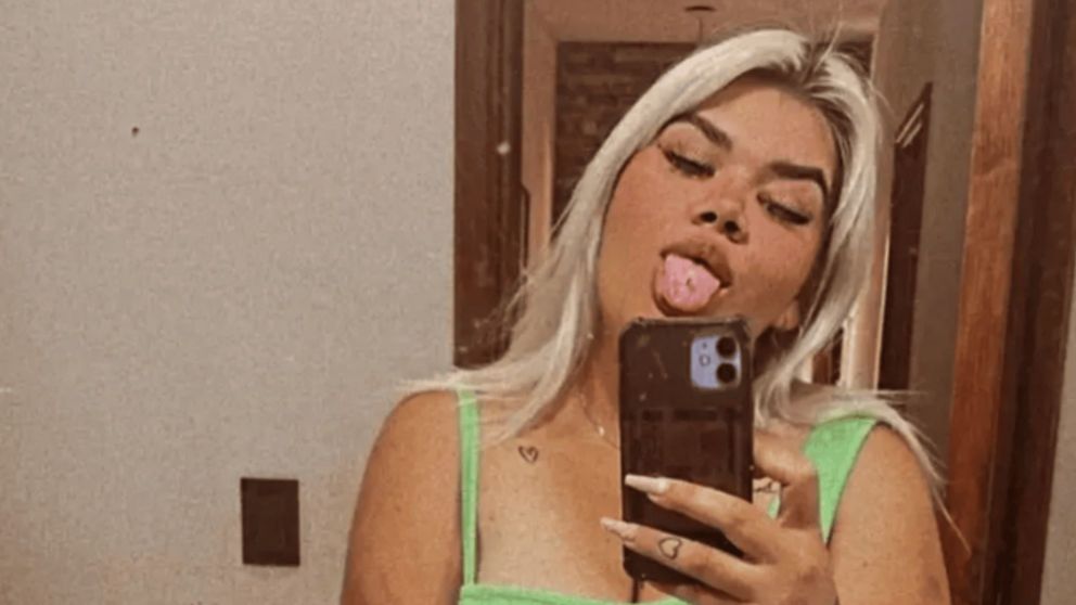 More Rial fue tentada para vender contenido hot en una plataforma para adultos junto a una reconocida figura.