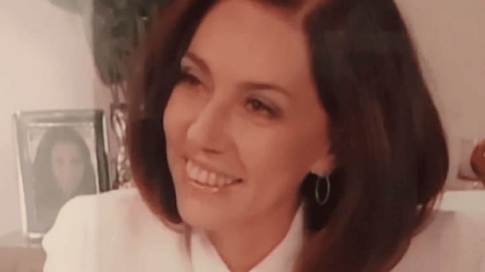 Nora C�rpena: "Jugaba con mu�ecas a que era una maestra de escuela"