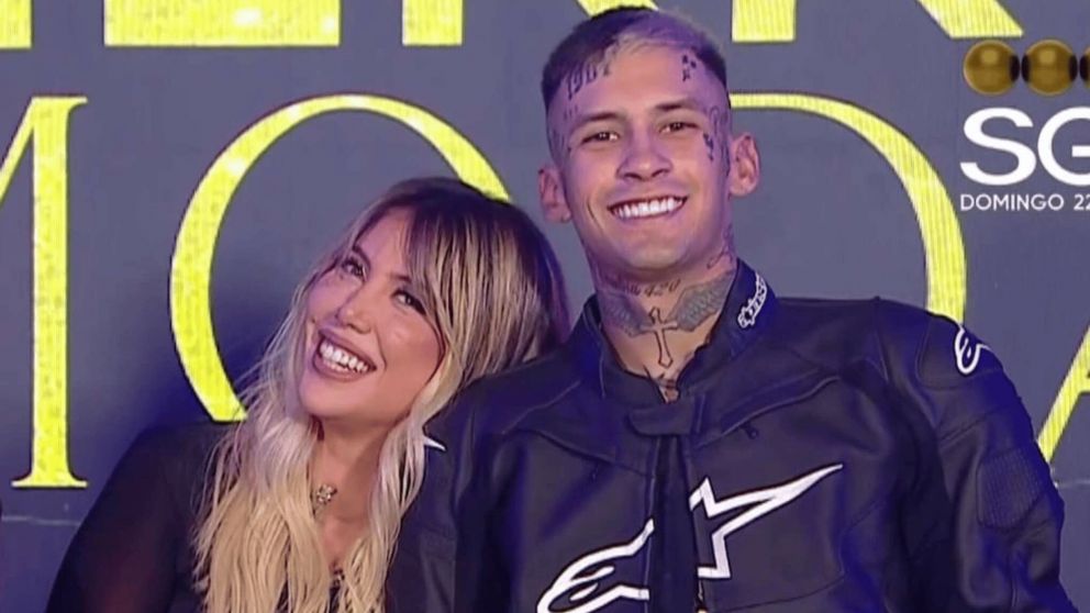 Wanda Nara y L-Gante llegaron de la mano a los Martín Fierro de la Moda 2024 y hablaron de su amor: "Hacemos la nuestra"
