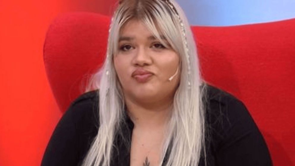 More Rial sorprendi� al mostrar la primera cara graciosa de su beb�.