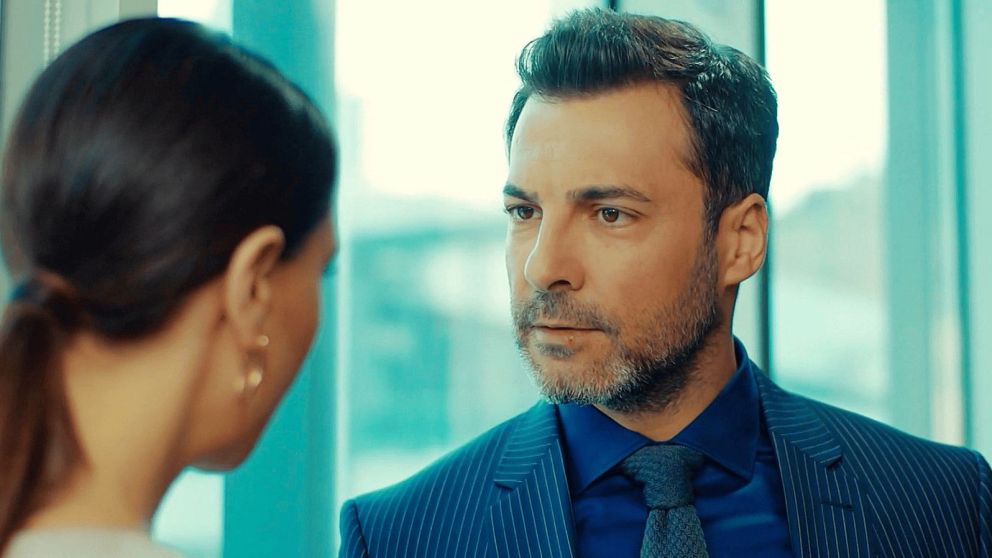 "Pasi�n prohibida": un famoso actor turco se sum� a la ficci�n.