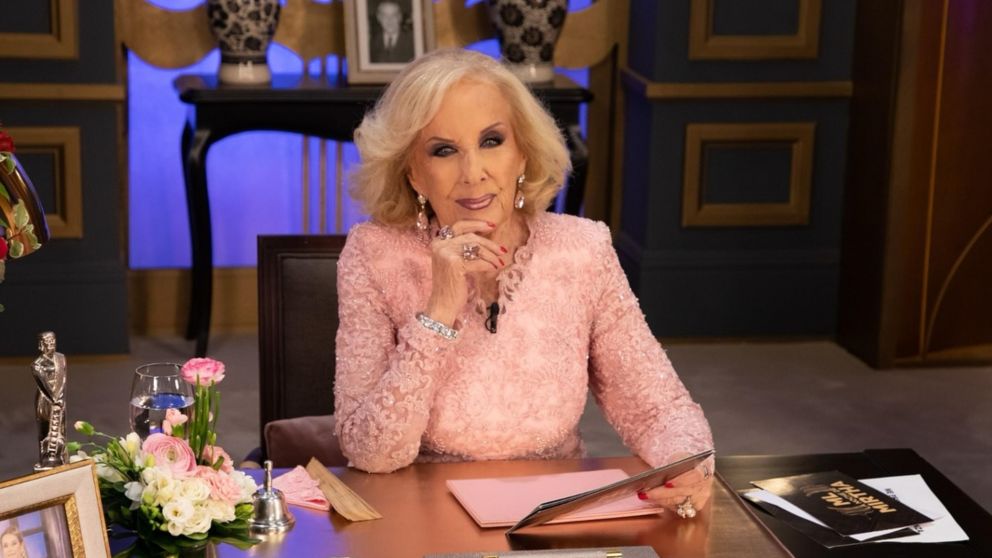 Mirtha Legrand vuelve a la pantalla de El Trece con una nueva mesaza. (Instagram: @mirthalegrand)