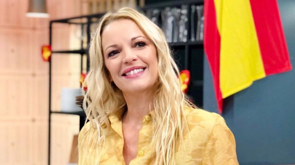 Karina Zampini, histórica conductora de "El Gran Premio de la cocina" de El Trece.