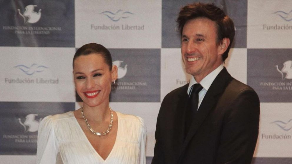 Pampita habría descubierto infidelidades de Roberto García Moritán.