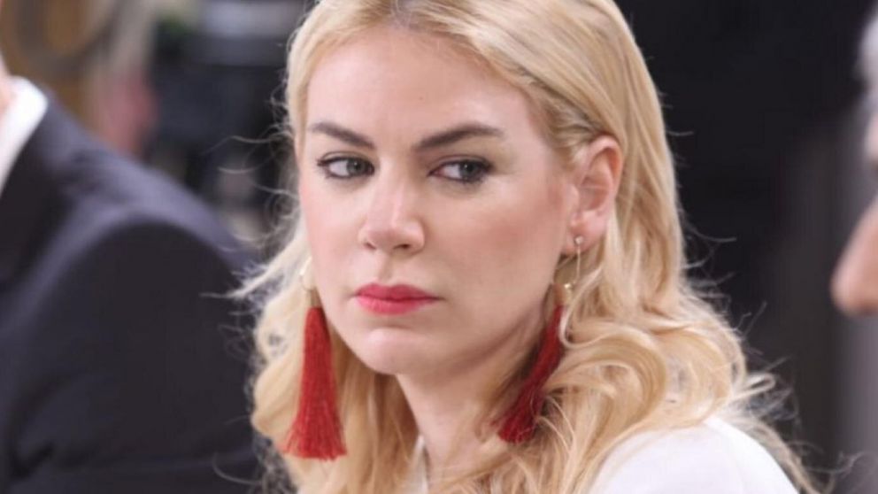 Esmeralda Mitre rompió en llanto y apuntó contra su madre.