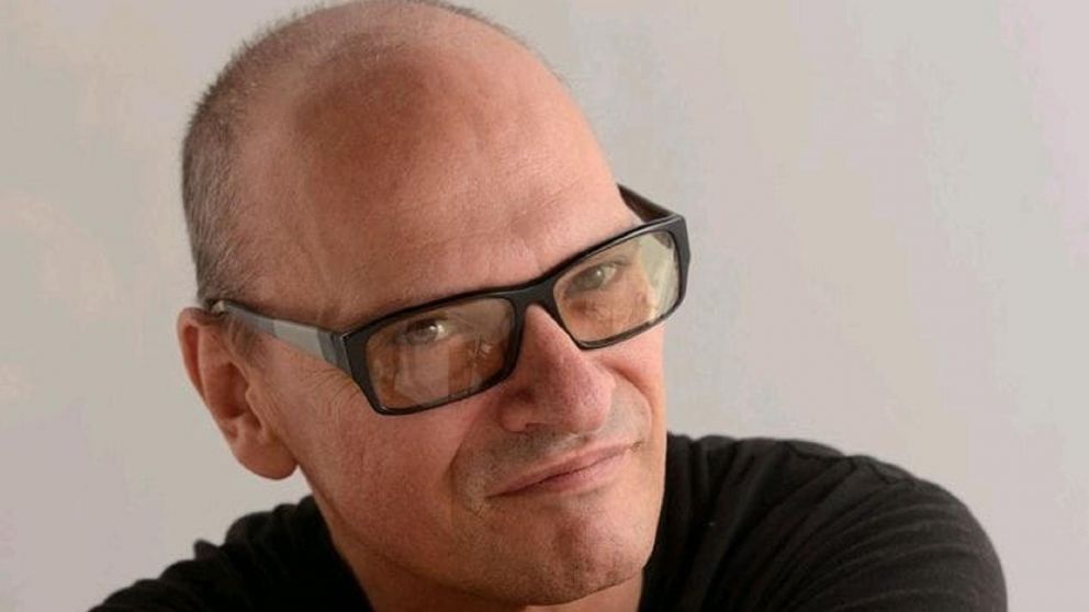 Carlos Belloso: "Me encantaba viajar en tren, me colaba e iba con mis amigos a todos lados"