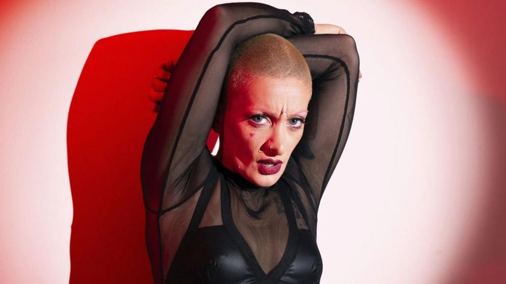 El desnuque de Furia de "Gran Hermano 2024" en el Circo Rodas.