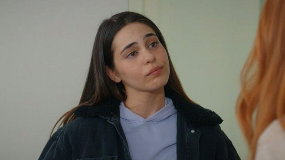 "Todo por mi hogar": la actriz que interpreta a Elif fue hospitalizada de urgencia y tuvo que dejar la ficción.