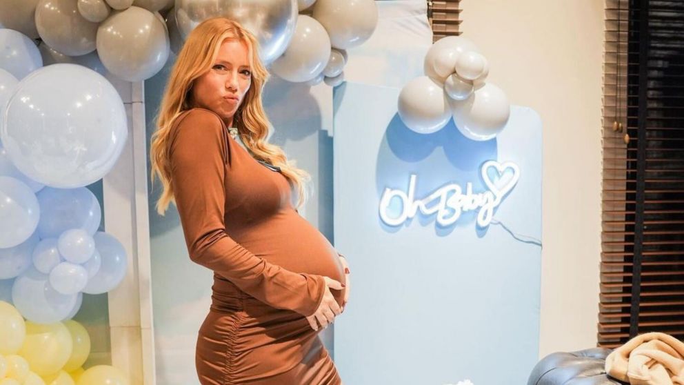 Nicole Neumann ya optó por 6 looks para vestir a su bebé.