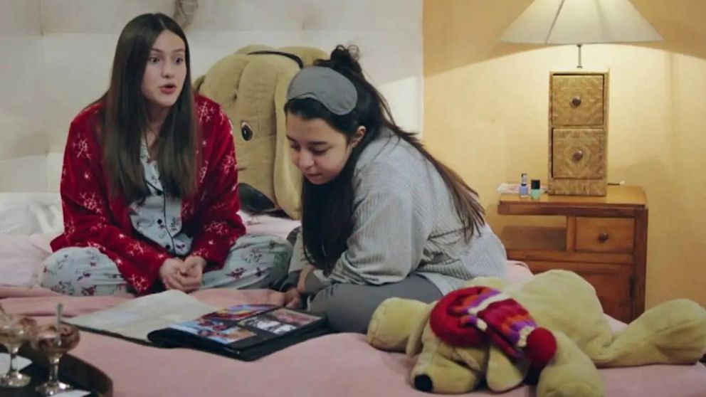 "Melissa": Defne dejará de ser su amiga por culpa de su padre.