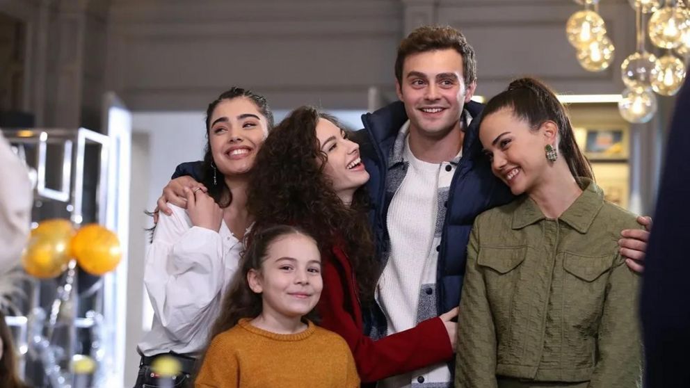 "Todo por mi hogar", la novela turca de Telefe (Foto web).