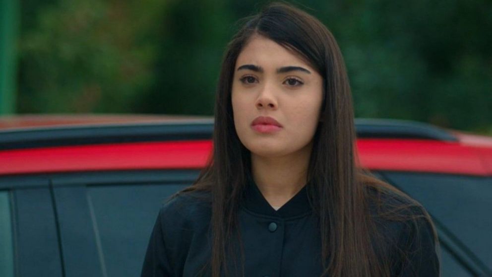 Süsen de "Todo por mi hogar" fue internada y lucha por su vida tras haber sido atropellada. (Foto: TVN).