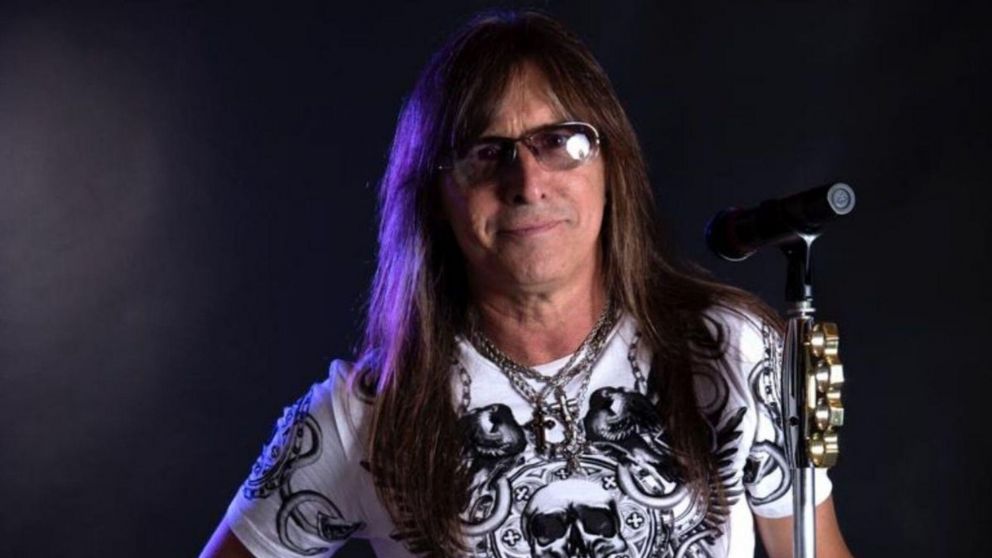 Adrián Barilari presenta "Rock N' Roll Toda la Noche".