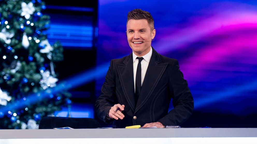Santiago del Moro abrió las puertas de la casa de "Gran Hermano" a los participantes del repechaje. (Foto: Telefe)