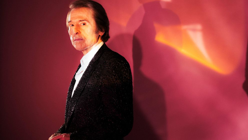 Raphael vuelve a la Argentina para cantar "Victoria"