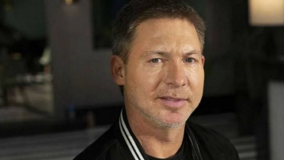 Adrián Suar viaja a España para filmar su nueva película