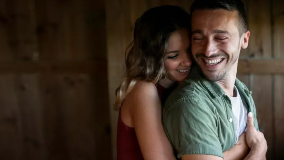 Los 3 signos que les irán mejor en el amor durante el 2024.