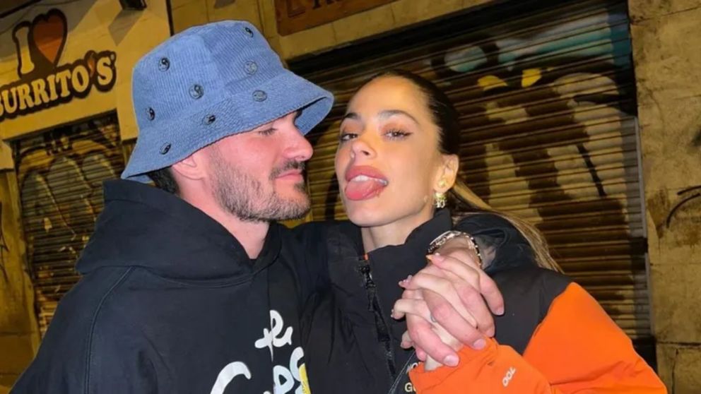 Tini Stoessel y Rodrigo de Paul habr�an tenido un encuentro secreto antes de Navidad.