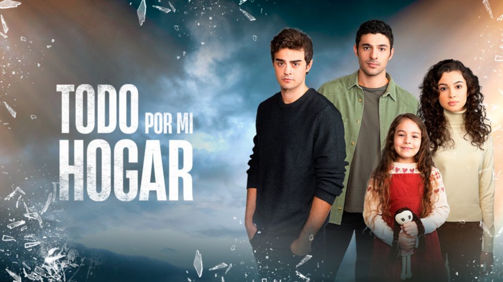 El estreno de "Todo por mi hogar" fue un éxito y lideró el rating de su franja horaria