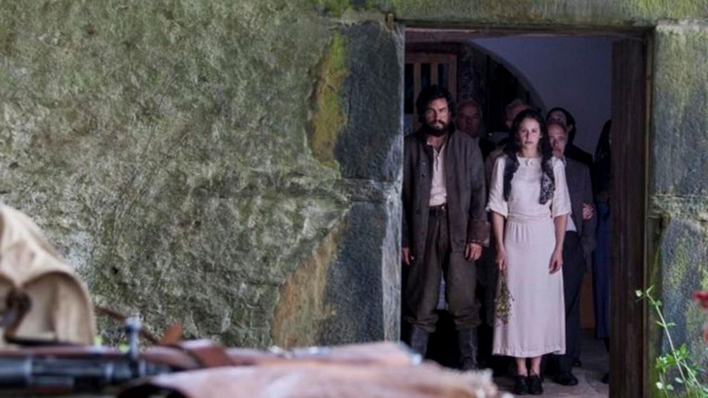 Netflix: el drama protagonizado por Mario Casas que hará reflexionar sobre el rol de la mujer y el cambio de época.