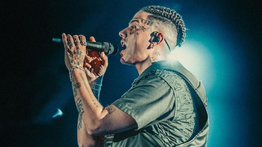 Duki presentó su último álbum, "Antes de Ameri".