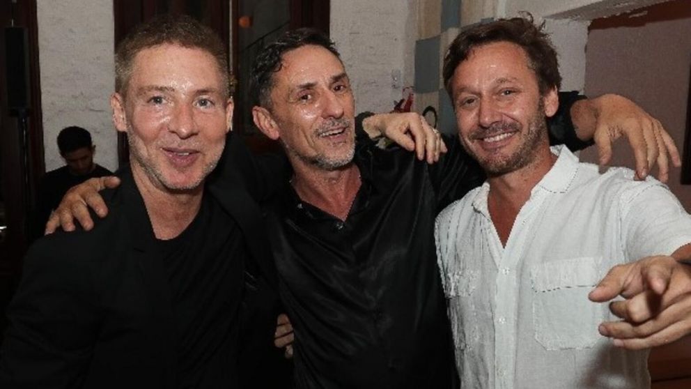 Benjamín Vicuña festejó su cumpleaños rodeado de famosos.