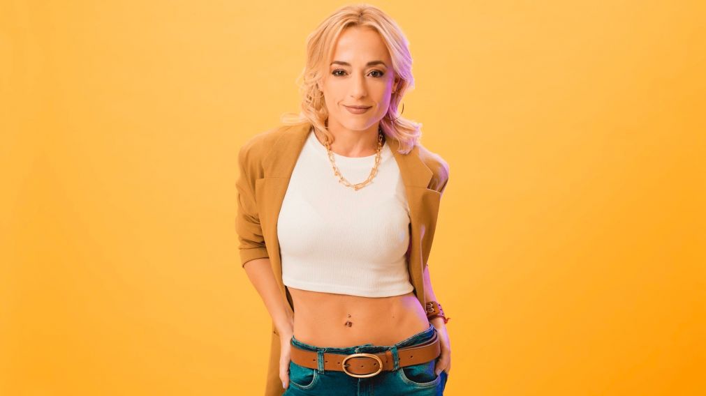 Sabrina Carballo protagoniza "Nunca te fíes de una mujer despechada" en teatro.