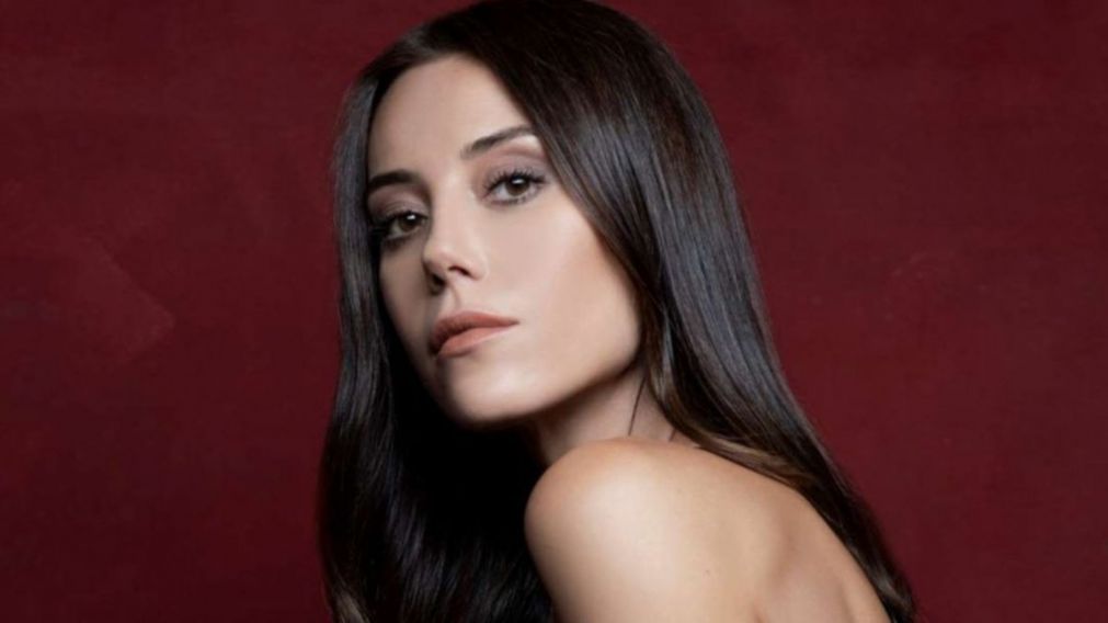 Así lucía Cansu Dere hace 17 años en la novela "Sila".