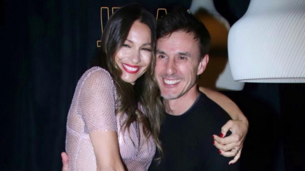 Pampita y Roberto García Moritán se mostraron muy acaramelados en un evento. (Instagram: @robergmoritan)