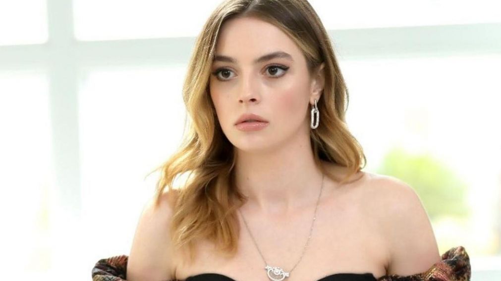 "Traicionada": Así lucía Melis Sezen, la actriz de Derin, en su adolescencia.
