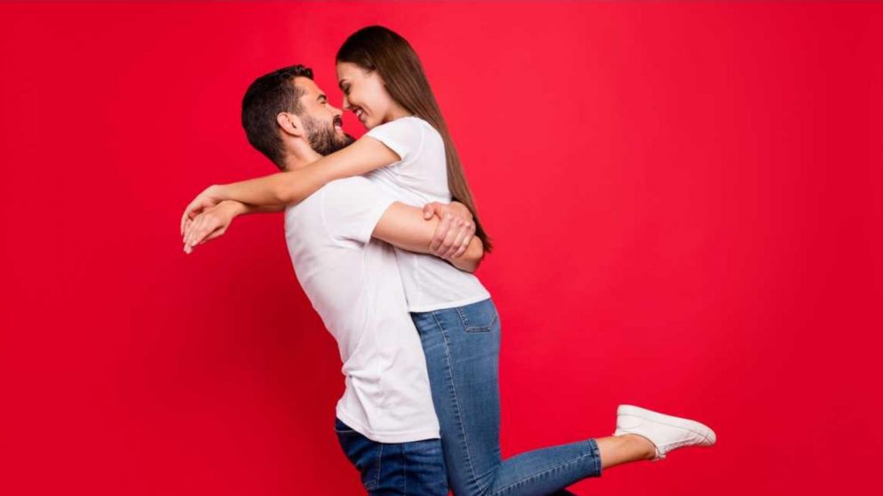 Los signos del zodiaco que encontrarán el amor a fin de año.