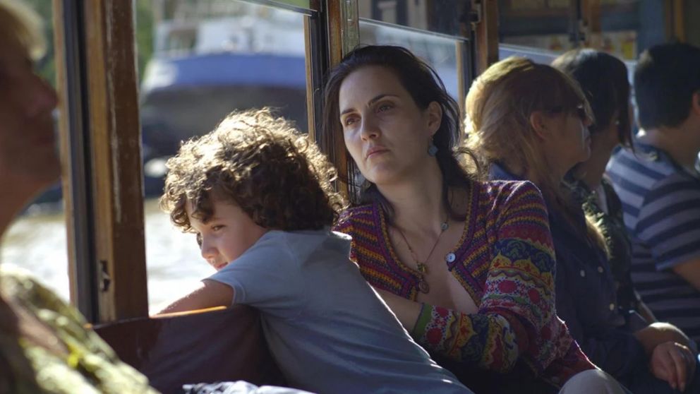 Julieta Díaz asombra en el cautivante drama argentino disponible en Netflix. (Captura)