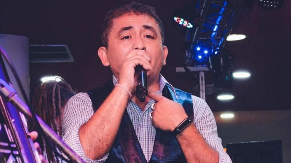 Murió Huguito Flores "El Super": su historia con la música.